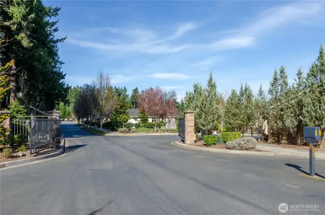Main entrance to Hunt Highlands