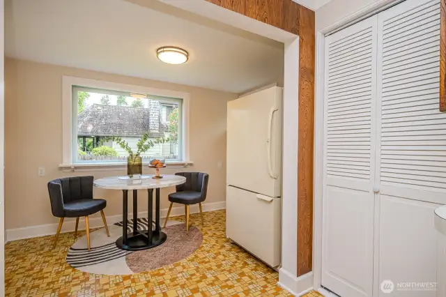 Open the doors to the right to reveal a large "cool air pantry"!
