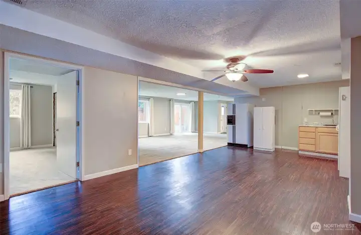 Bonus Area & Kitchenette (Lower)