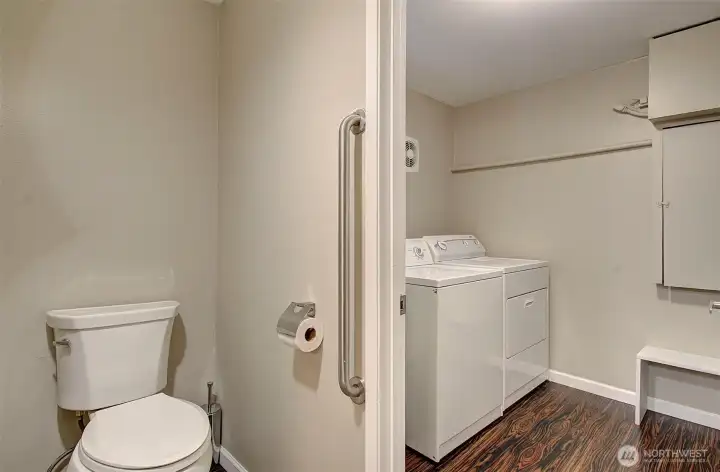 Bathroom/Laundry