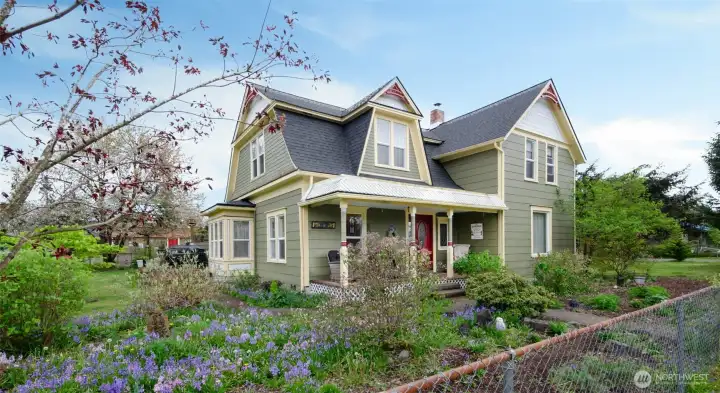 Beautiful Fenced Yard Fully Landscaped