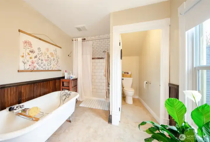 Upstairs bathroom