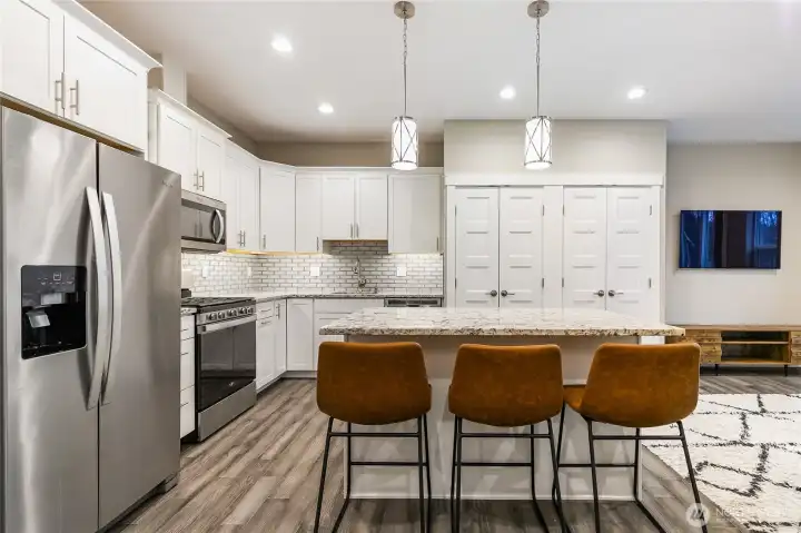 Modern touches throughout!