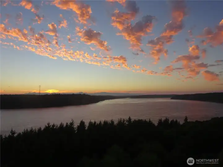 Each day has a different ending...all beautilly done by nature.
