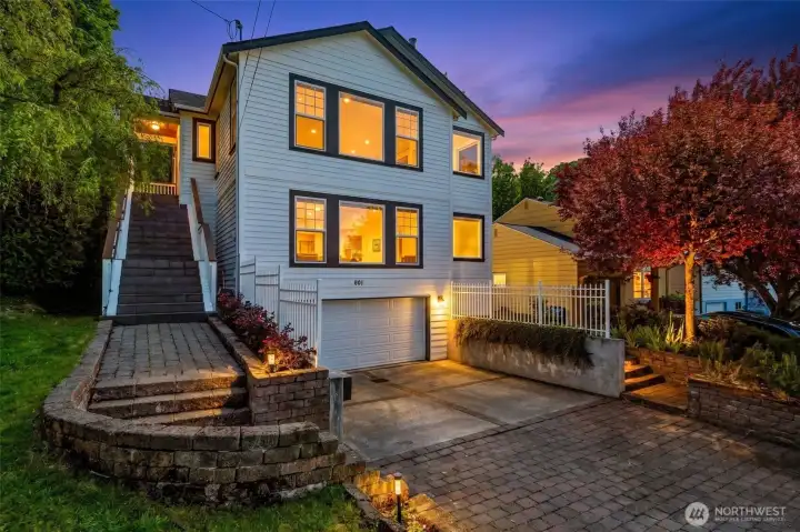 Welcome Home to 801 W. Barrett!