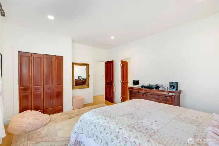 Very spacious with a nice sized closet.