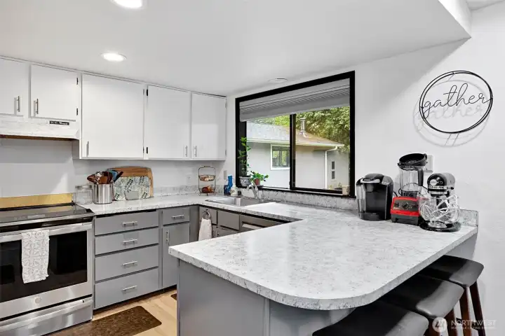 Kitchen with island