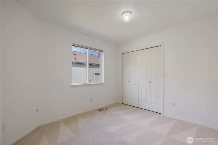 2nd bedroom