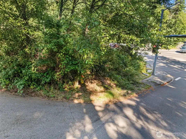 The lot is situated on a dead-end street.