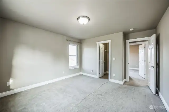 Upstairs bedroom with walk in closet