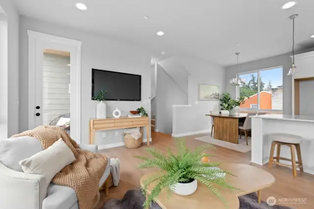 Photographs are for illustrative purposes only. Features, finishes, interior/exterior colors, landscaping and floorplan shown may vary from actual homes built.