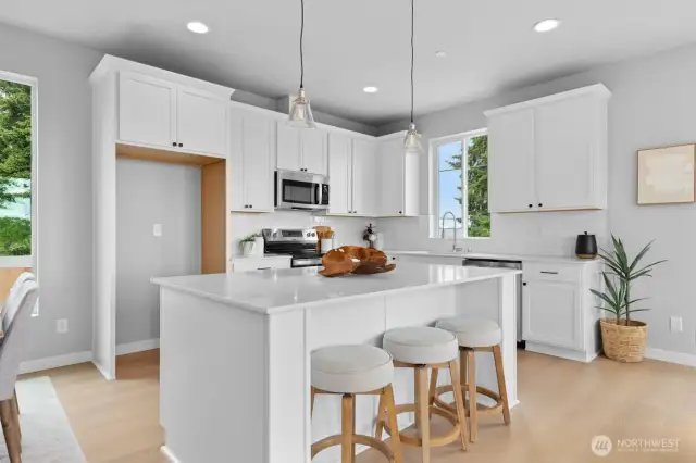 Photographs are for illustrative purposes only. Features, finishes, interior/exterior colors, landscaping and floorplan shown may vary from actual homes built.