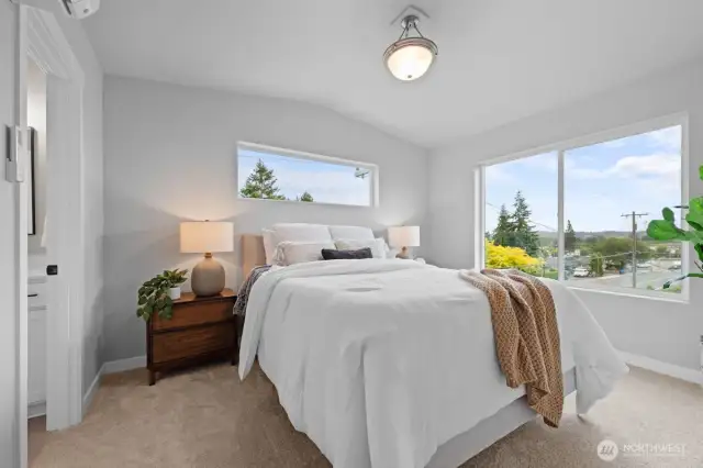 Photographs are for illustrative purposes only. Features, finishes, interior/exterior colors, landscaping and floorplan shown may vary from actual homes built.