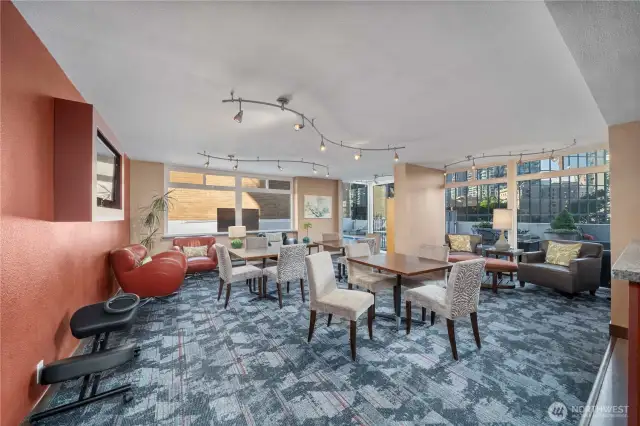 Meeting/Gathering/Party Room