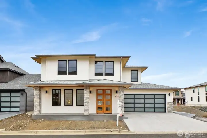 Photos represent builder's finish product and may not be exact.