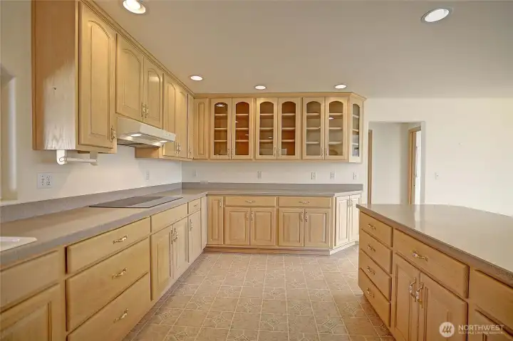 Plenty of storage options in the kitchen