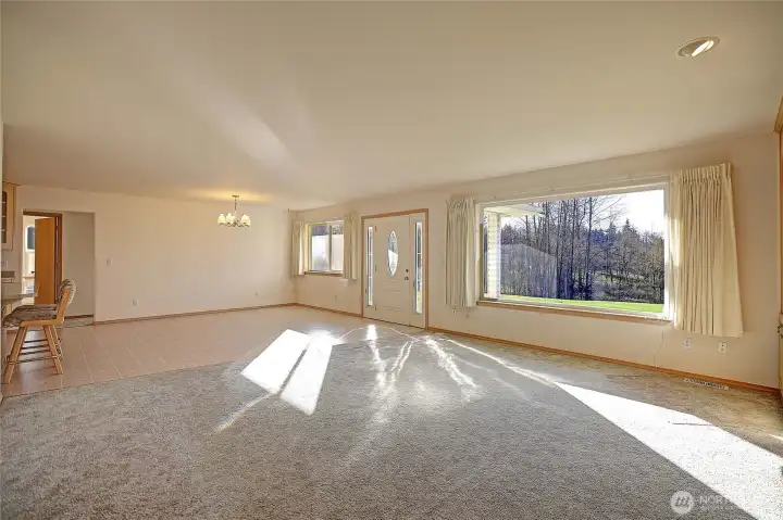 Natural light shines through to brighten up the inside.