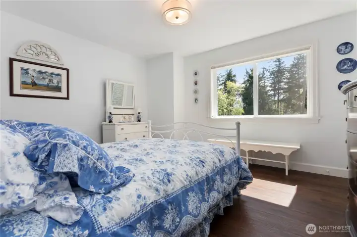 3rd bedroom upstairs