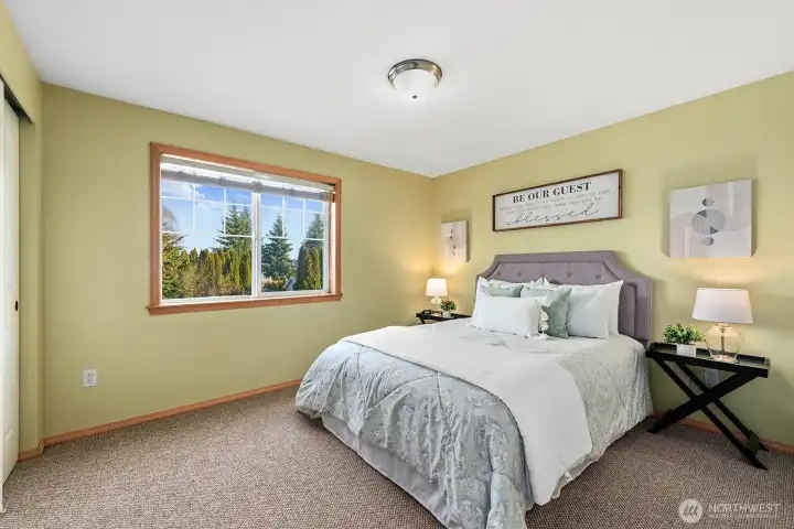 Bedroom 2 (2nd floor)