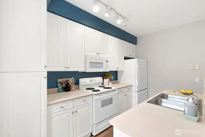 And good counterspace.