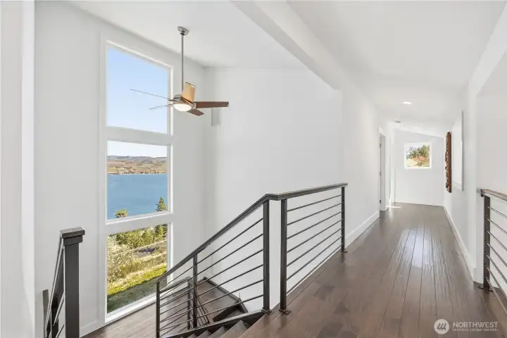Top of stairs looking toward 2 guest bedrooms.