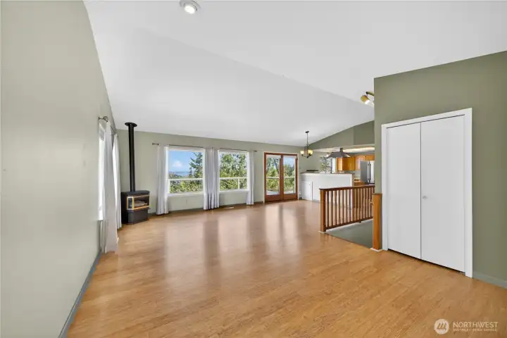 Entry into great room.