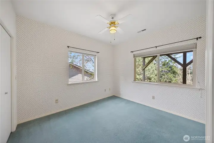 Third bedroom is super quiet.