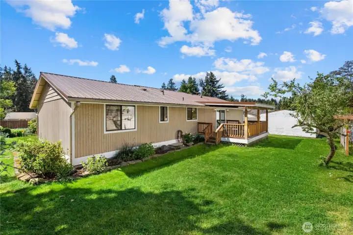 Good sized yard!