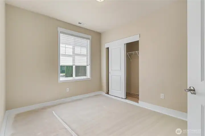 Bedroom/office