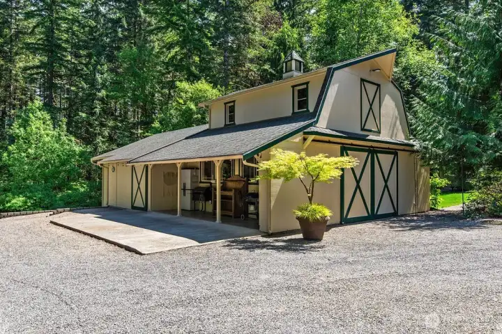 Great detached garage/shop with great storage space on the 2nd floor