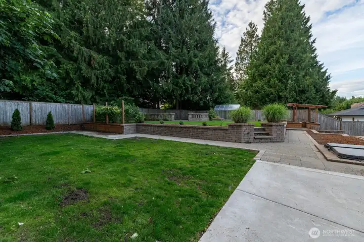 Nice grass area Nice grass area