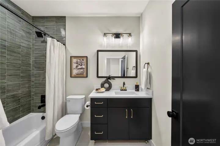 Full bath Full bath