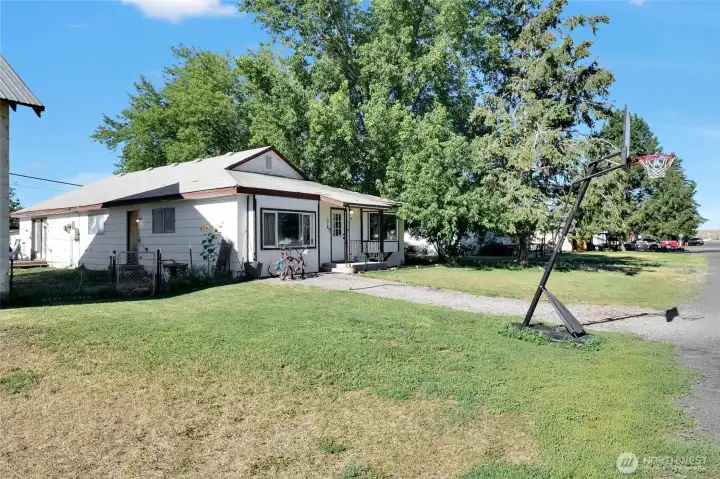 Wonderful, spacious home, 1,932 Sq.Ft. Wonderful, spacious home, 1,932 Sq.Ft.