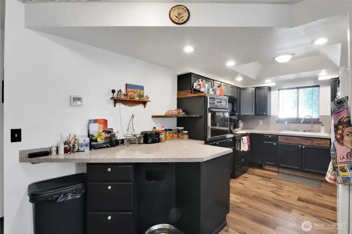 Great counter space to prep meals. Great counter space to prep meals.