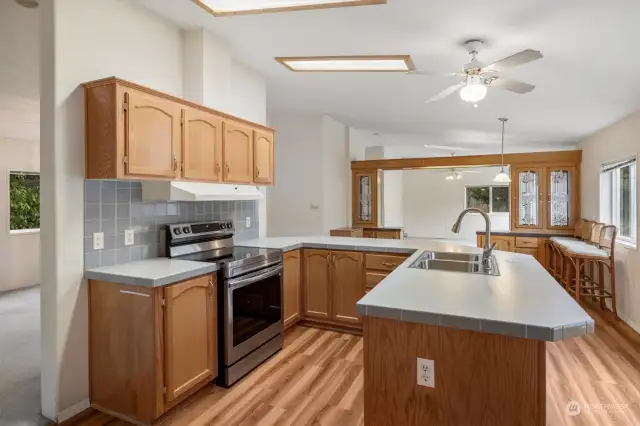 Spacious & bright kitchen.