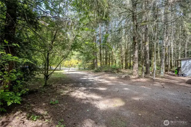 private driveway to property