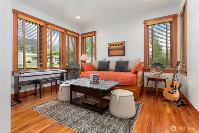 Great office, den or studio space.