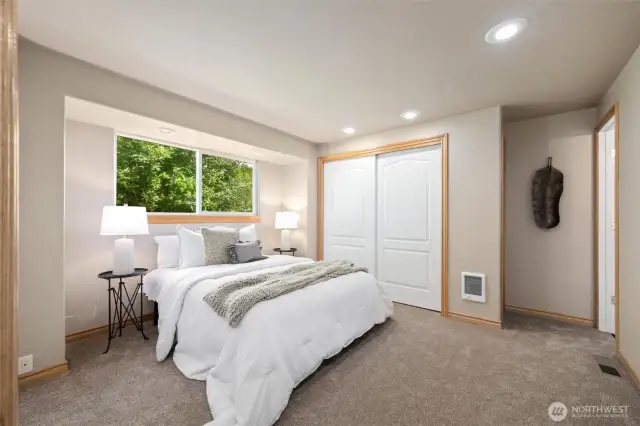 Main house primary bedroom