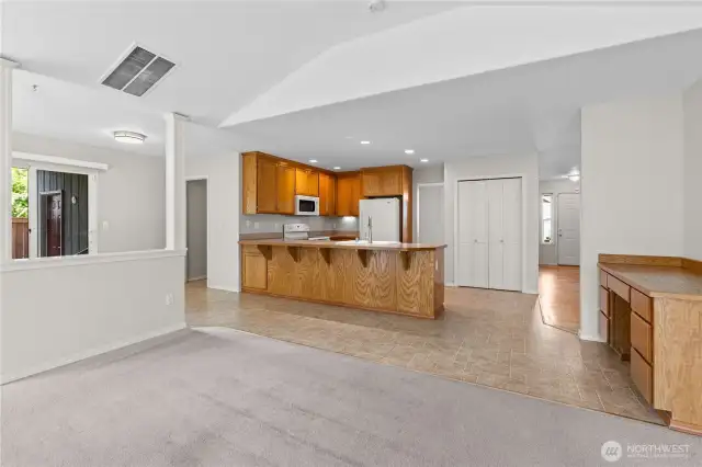 Kitchen w/Built In Desk Area