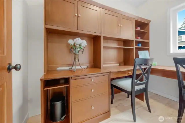 The office nook located off the kitchen is super convenient.