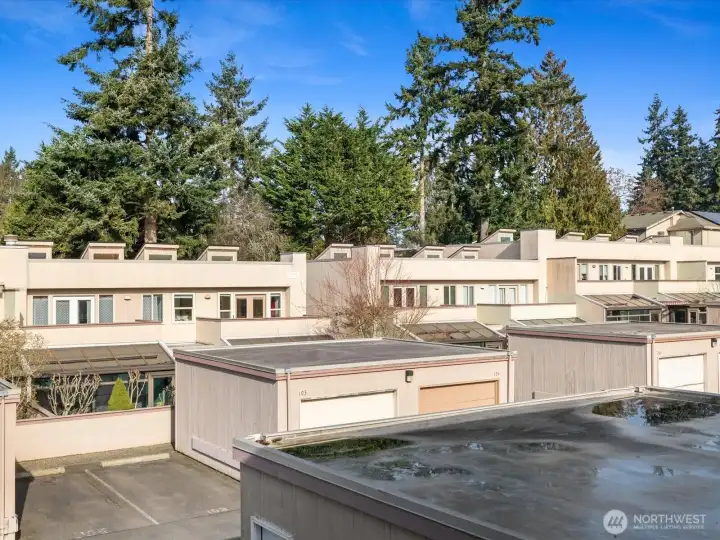 Unit comes with individual garage & 1 parking space.