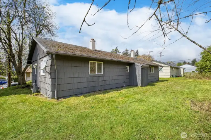 Newer exterior paint & windows!