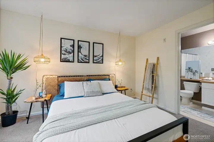 Second Bedroom with En suite.