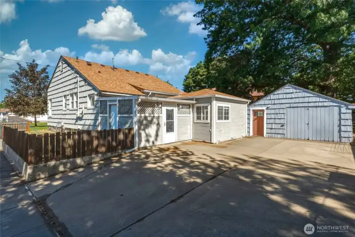 Driveway Parking