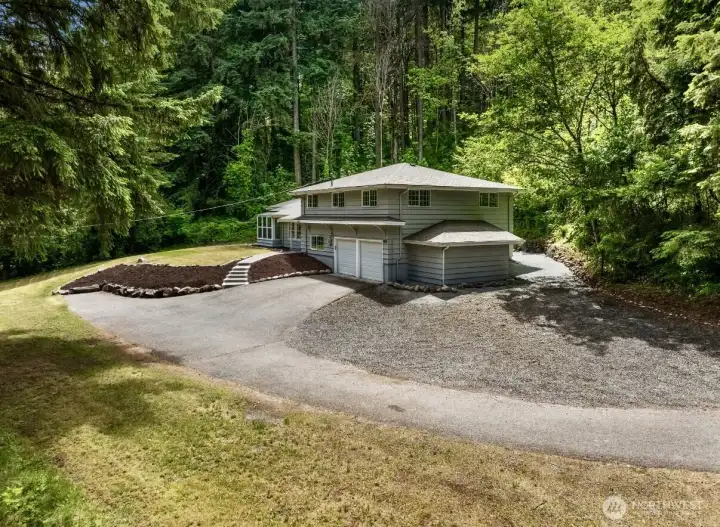 Completely remodeled 2,500 sq foot home on a private, lush, 2.3-acre retreat right in the heart of Puyallup Completely remodeled 2,500 sq foot home on a private, lush, 2.3-acre retreat right in the heart of Puyallup