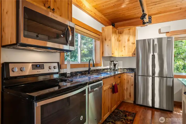Guest House - Kitchen Guest House - Kitchen