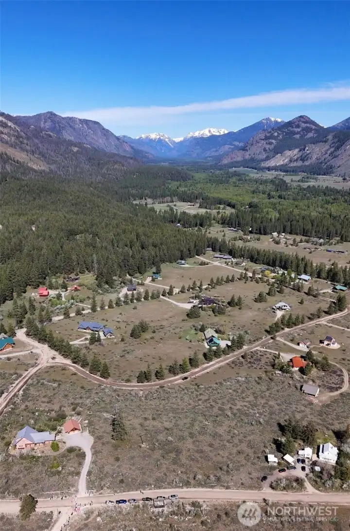 Green Meadows Lot 10 Aerial looking towards Mazama.   Fun fact the Sunflower relay handoff is just at the bottom of the image.