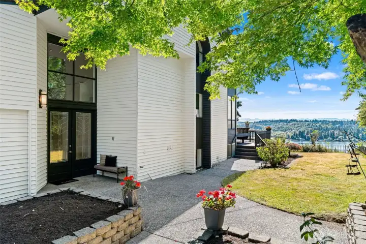 Updated interiors await with a full remodel! Updated interiors await with a full remodel!