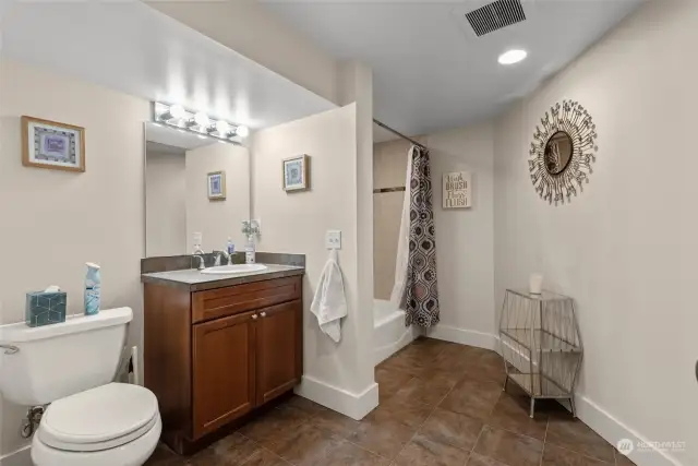 Full bathroom (basement).