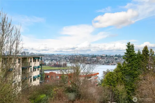 Views of Lake Union and the Cascade Mountains from the main floor...